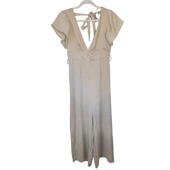 NWT Petal and Pup Orin Short Sleeve Bow Back Jumpsuit Olive Green Size 6 Boho - Picture 6 of 15